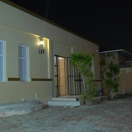 Supa Lodge Parow Eksteriør bilde