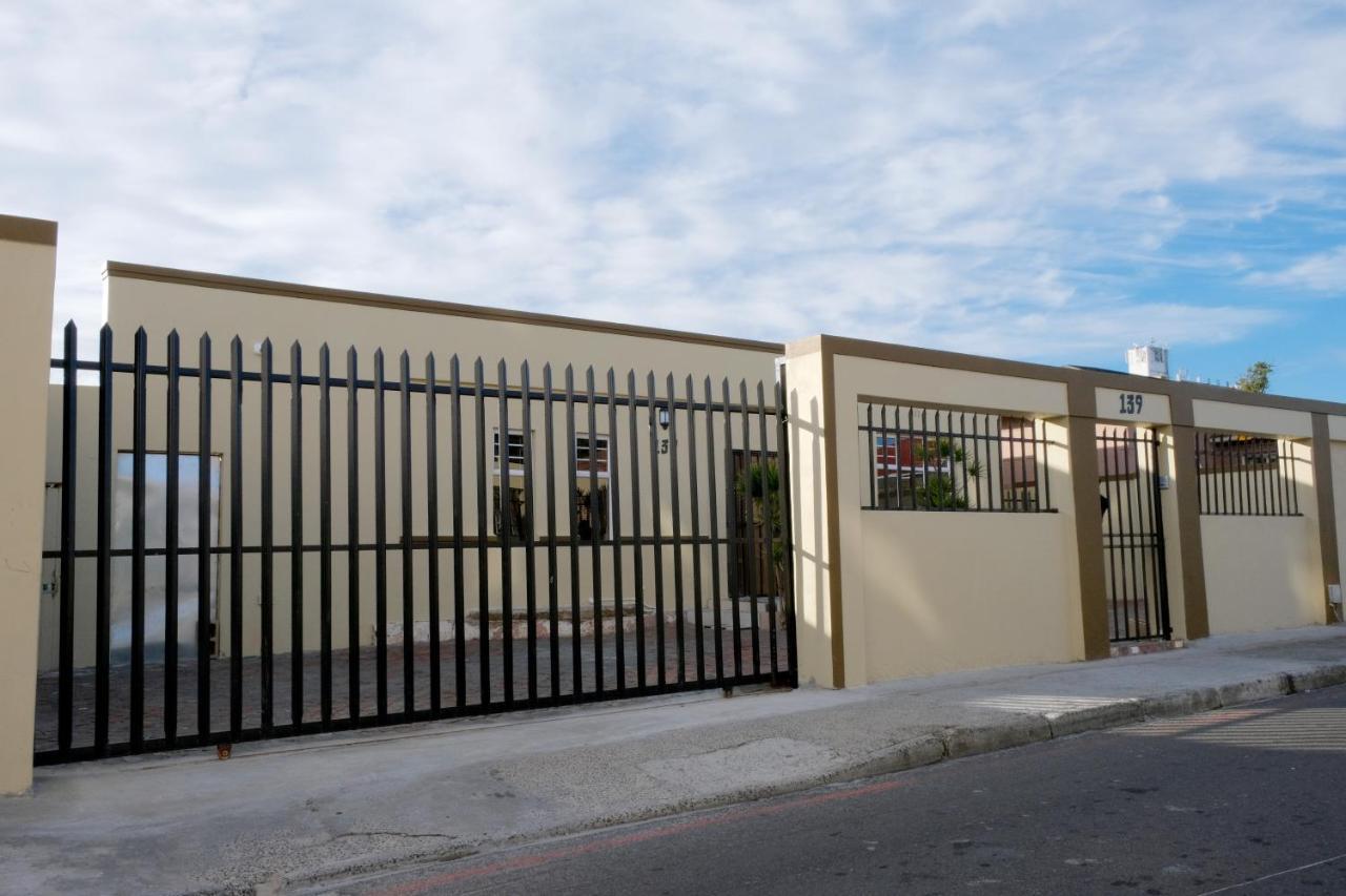 Supa Lodge Parow Eksteriør bilde